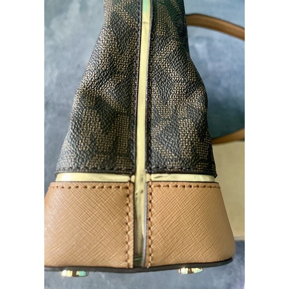 Michael Kors Brown MK Tote Bag with Gold Lightly Worn - Picture 9 of 9